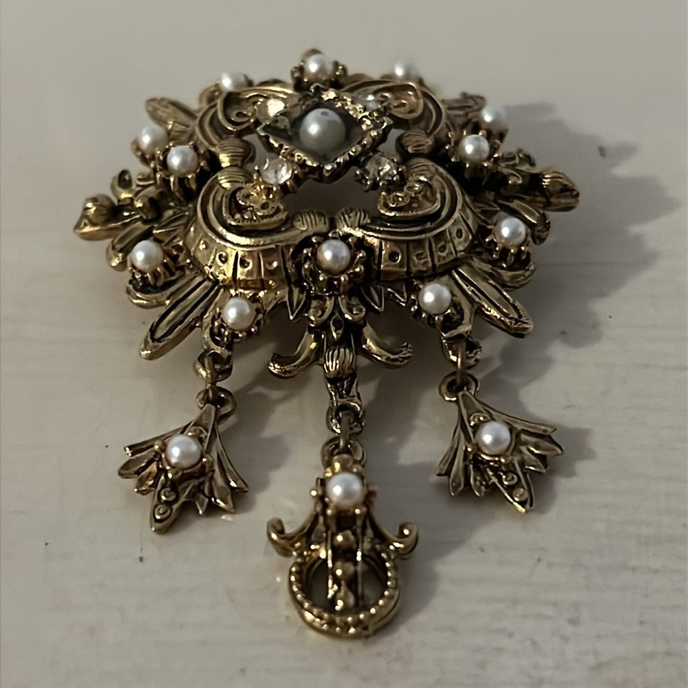 Vintage Art Deco French Fluer De Lis Gold Plated and Pearl Brooch - Picture 5 of 9